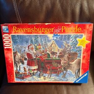 Ravensburger Christmas Puzzle - Red and Blue